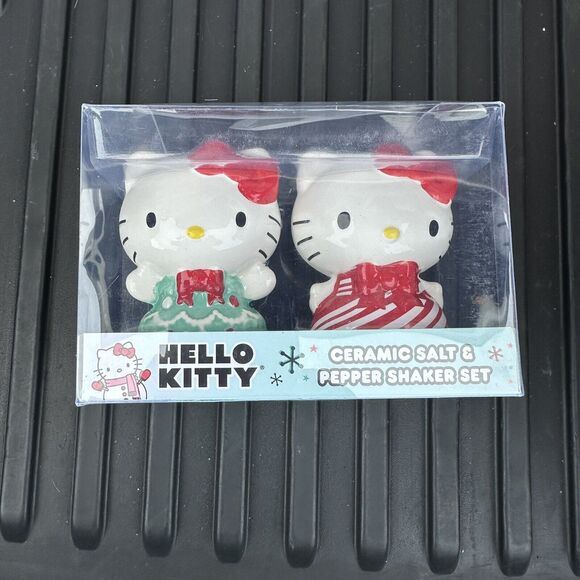 Hello Kitty Christmas Ceramic Salt and Pepper Shakers Sanrio New! Rare 2023 - Picture 1 of 15